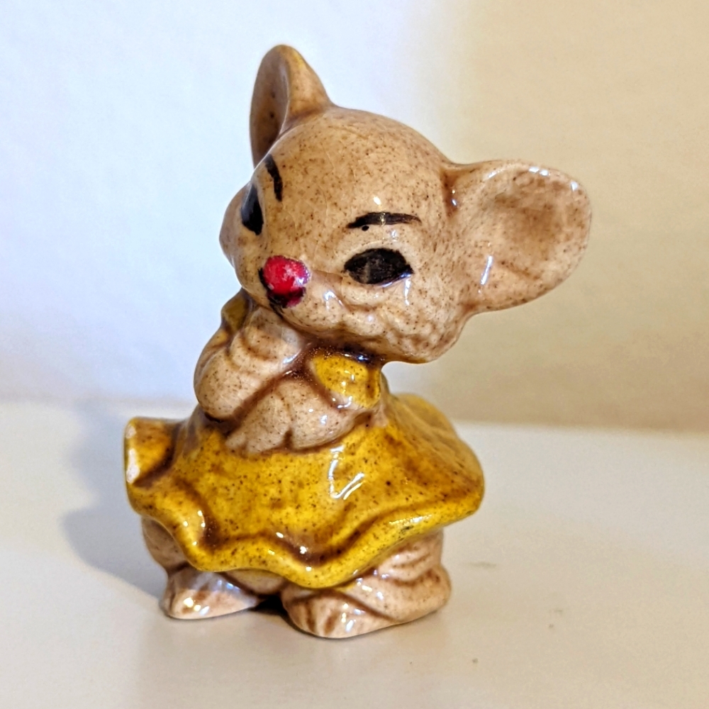 Porcelain Vintage Collectibles